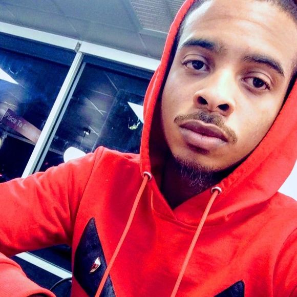 Meet your Posher, Cj - Picture 1 of 1